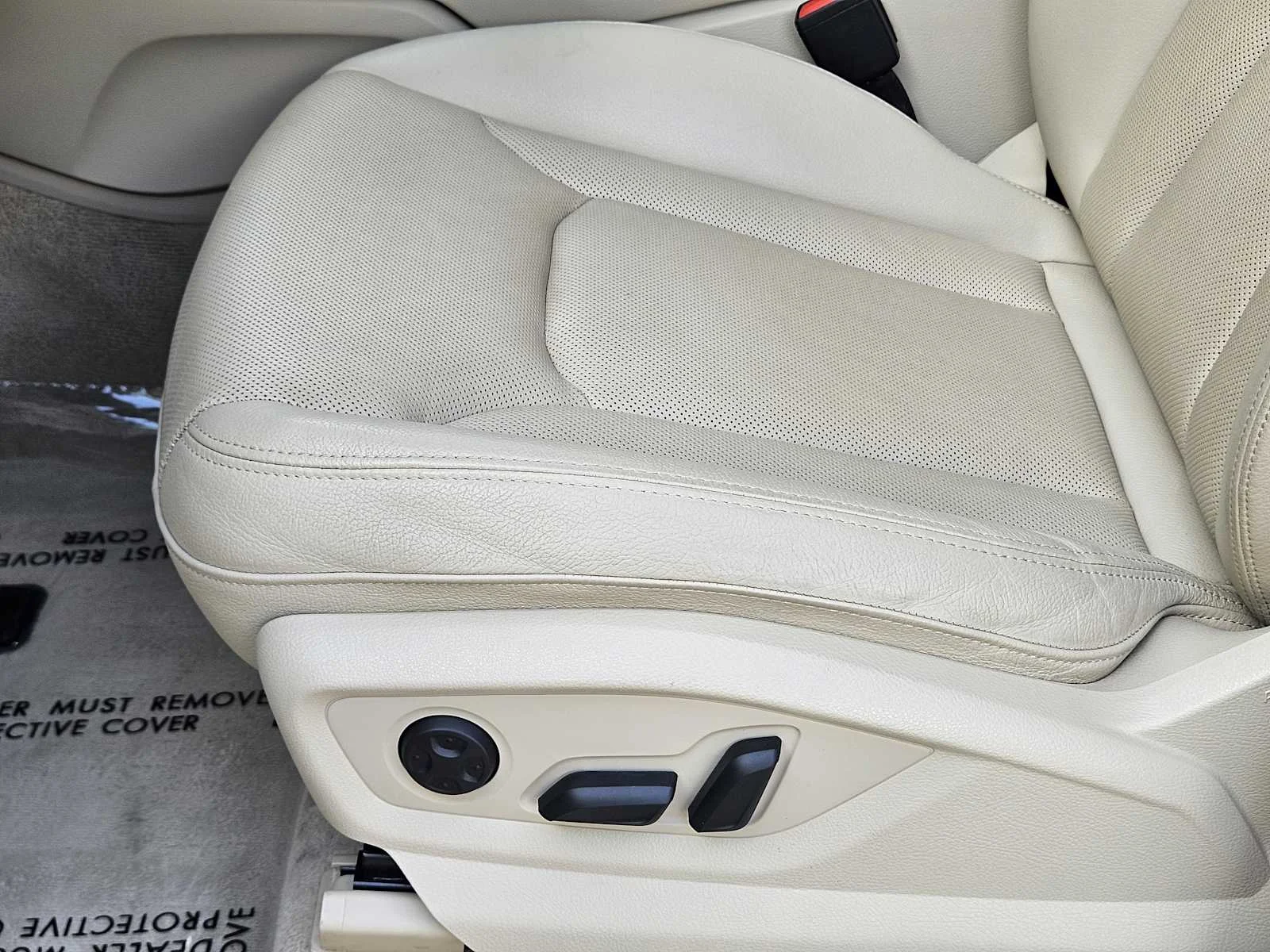 Used 2019  Audi Premium Plus image 18