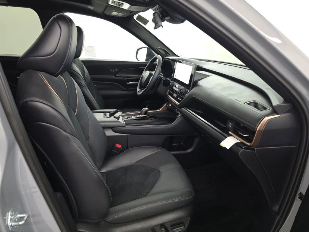 Used 2025 Gray Toyota MAX Limited image 12