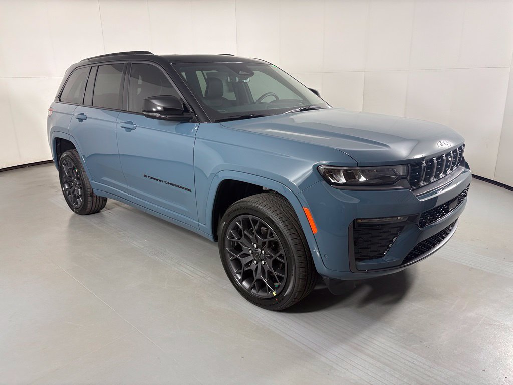 New 2027 Steel Blue Paint Jeep Summit image 2