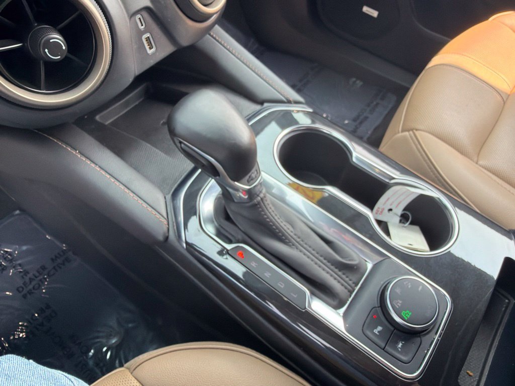 Used 2025 Sterling Gray Metallic Chevrolet Premier image 26