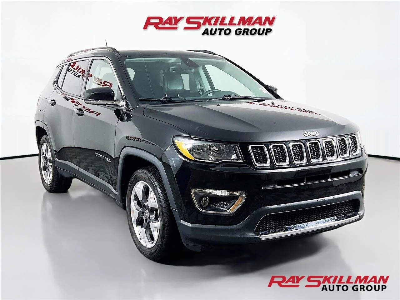 2018 Jeep Compass Limited's photo