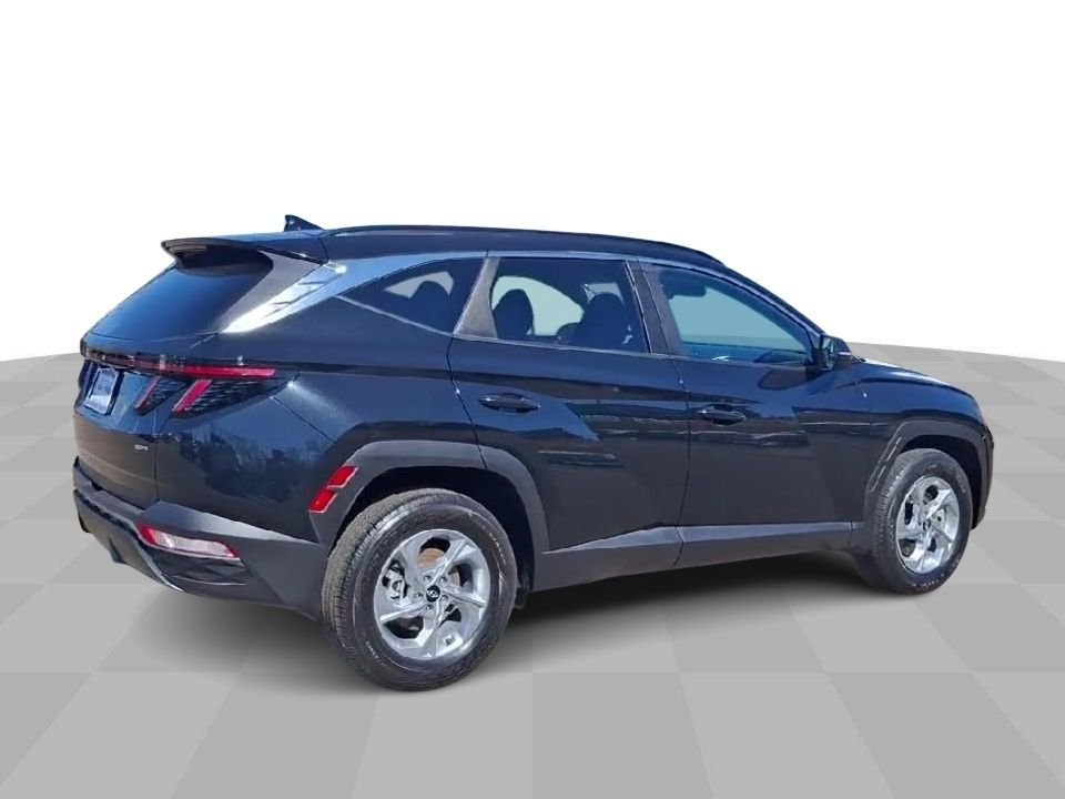 Used 2023 Black Hyundai SEL image 8