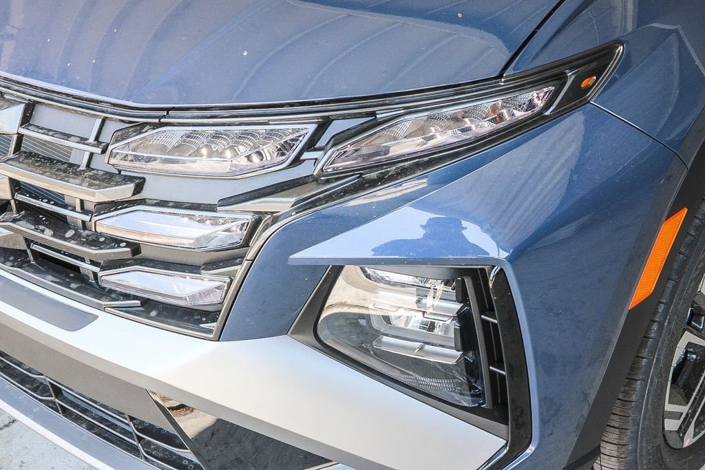 New 2026 Blue Hyundai SEL Plus image 4