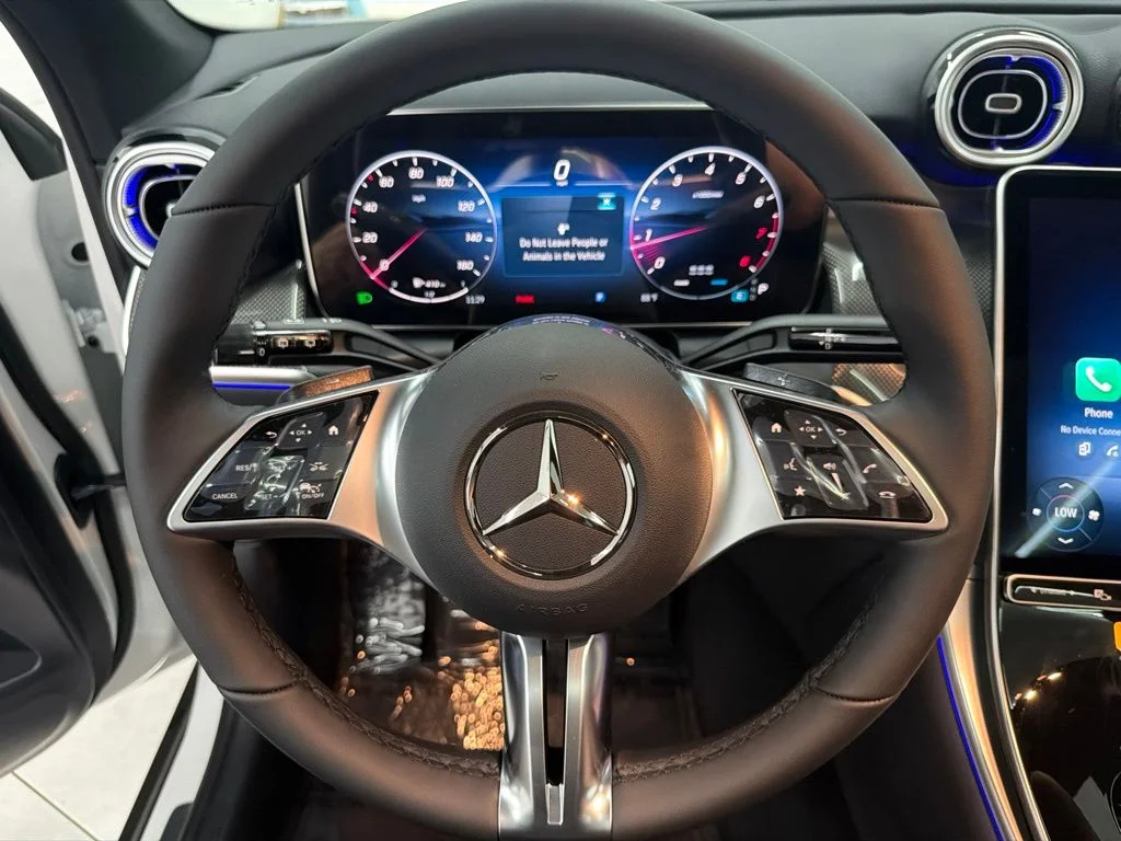 New 2027 White Mercedes-Benz GLC 300 image 60