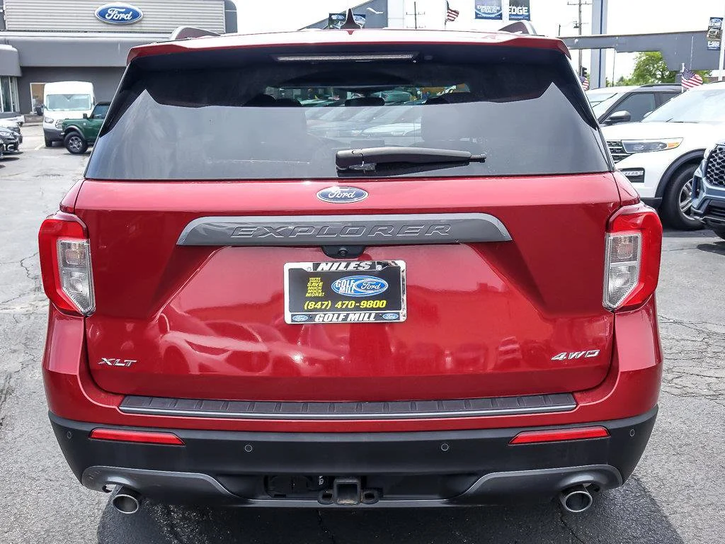 Used 2023 Red Metallic Ford XLT image 7