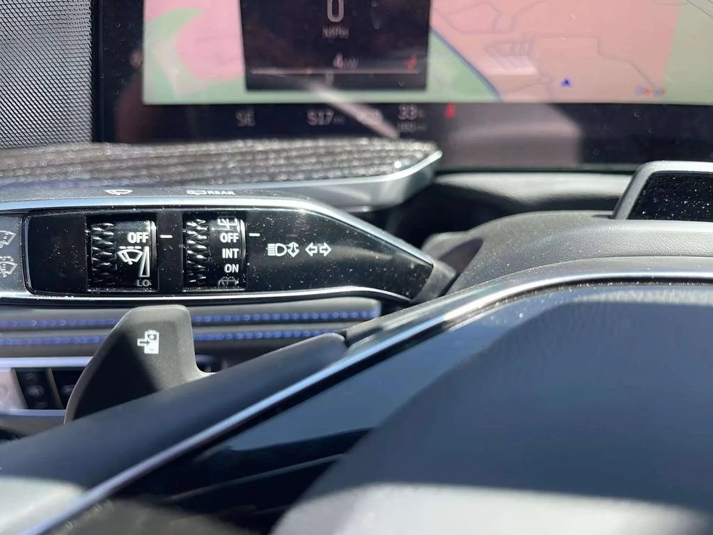 2025 Cadillac Escalade IQ Sport 1 - Photo 29