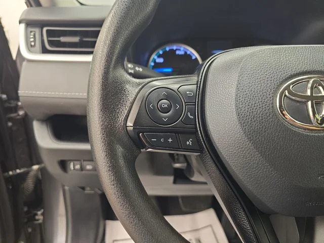 Used 2021 Magnetic Gray Metallic Toyota LE image 29