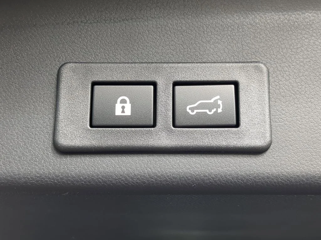 New 2026 SAPPHIRE BLUE PEARL Subaru Touring 7-Passenger image 10