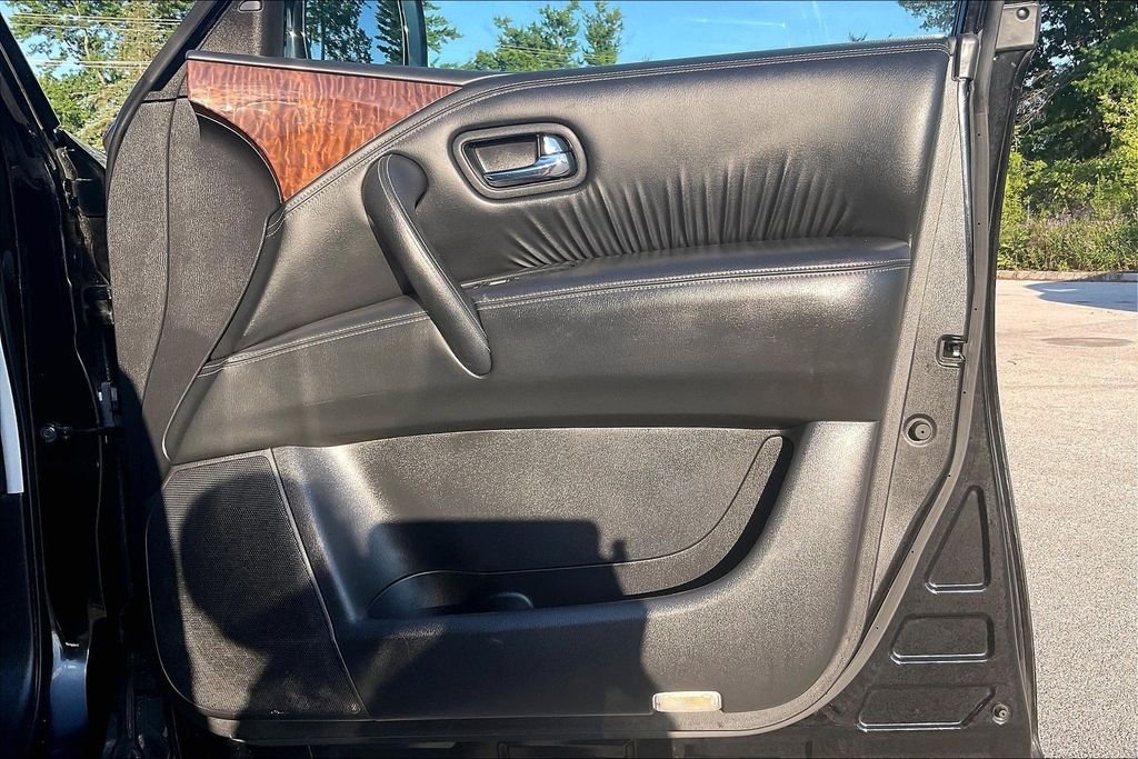 Used 2020 Black Nissan SL image 24