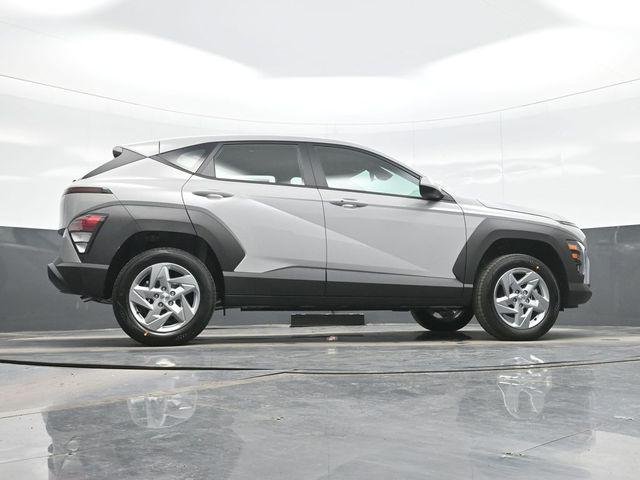 New 2027 Gray Hyundai SE AWD image 25