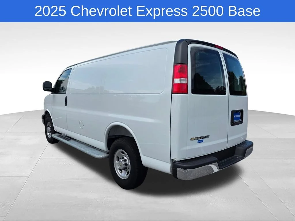 Used 2025 Summit White Chevrolet WT image 7