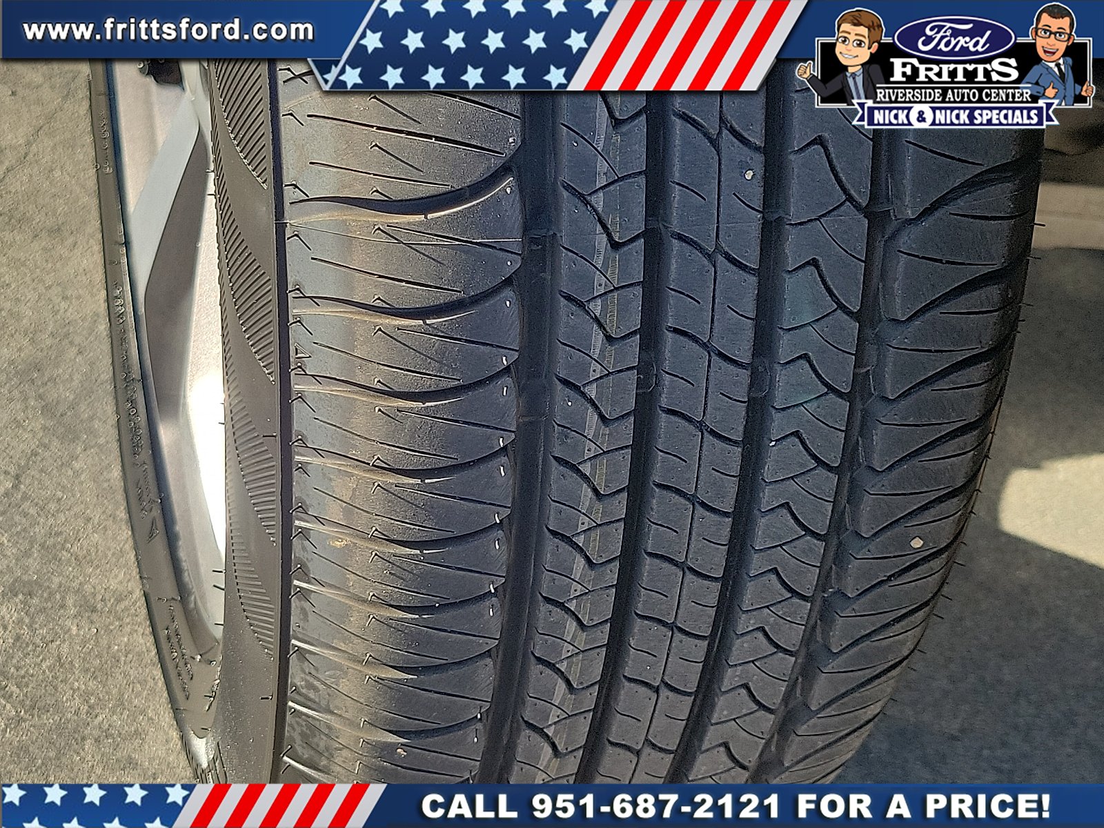 Certified Used 2019 Diamond Black Jeep Limited FWD image 19