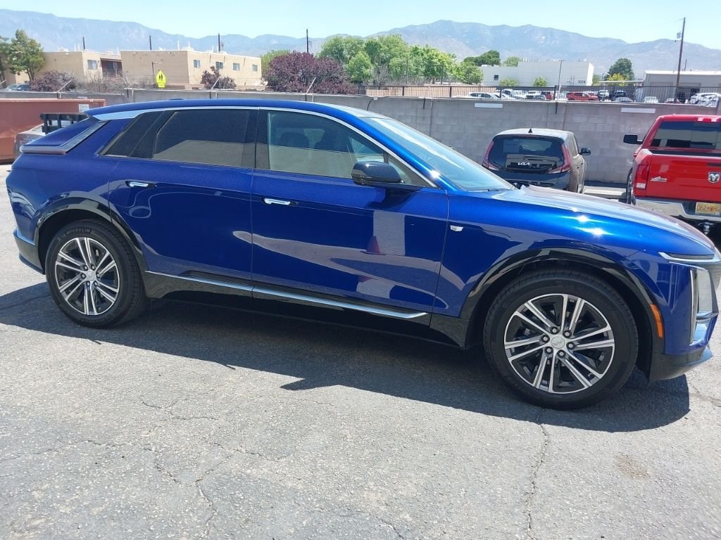 Used 2024 Cadillac LYRIQ Luxury 1 with VIN 1GYKPPRK6RZ103881 for sale in Albuquerque, NM