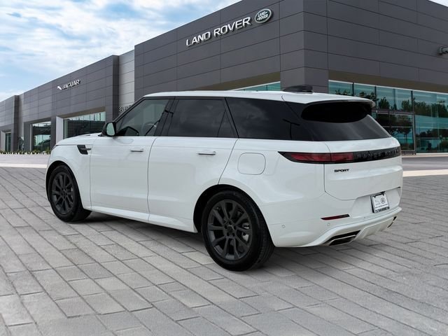 Certified Used 2026 White Land Rover Dynamic SE image 3