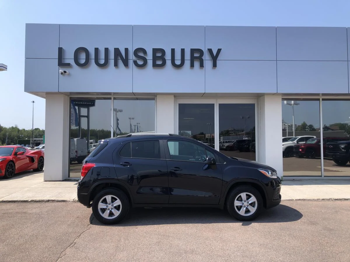 Used 2022 Blue Chevrolet Awd 4dr Lt image 2