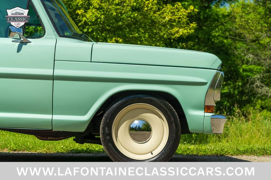 Used 1970  Ford  image 45