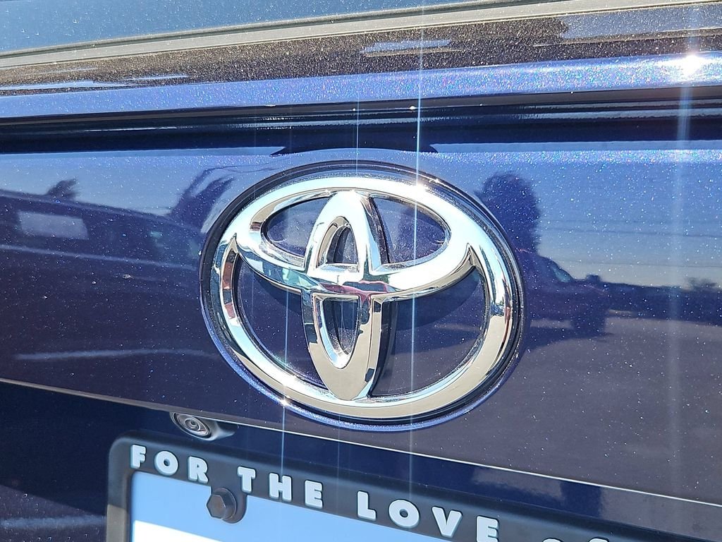 Used 2025 Blueprint Toyota XLE Premium image 25