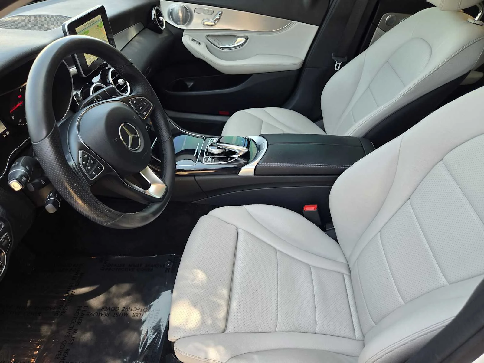 Used 2016 Polar White Mercedes-Benz C 300 image 9