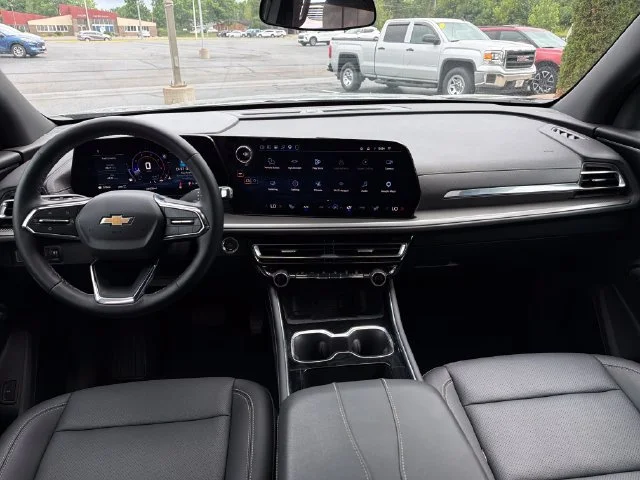 Used 2026 Sterling Gray Metallic Chevrolet LT image 25