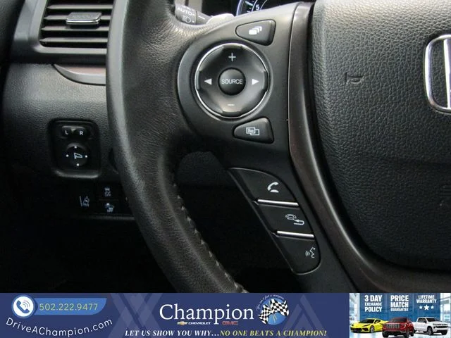 Used 2023 Black Honda RTL image 29