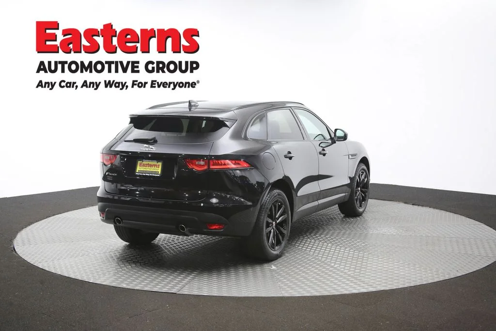 Used 2020 Black Jaguar 25t Prestige image 44