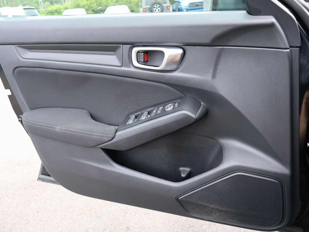 Used 2024  Honda Sport image 28