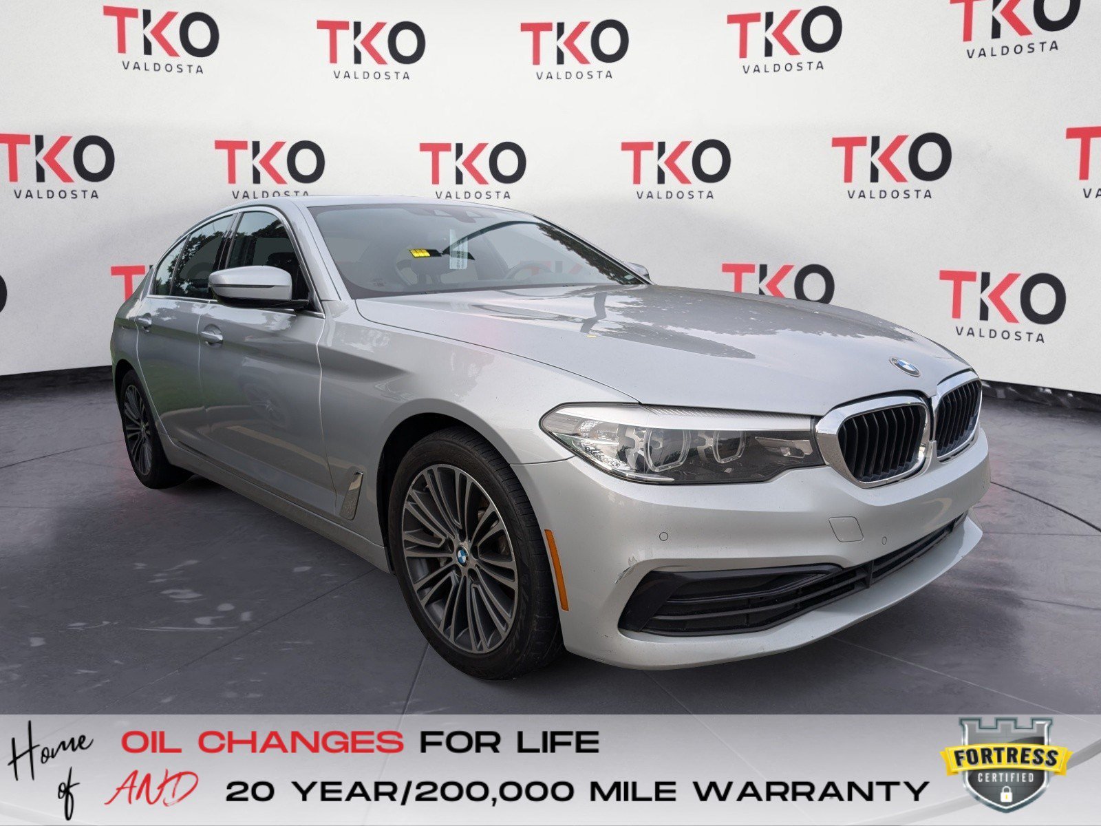 Used 2019 Silver BMW 530i image 1