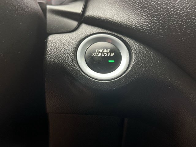Used 2018 Summit White Chevrolet LT image 18