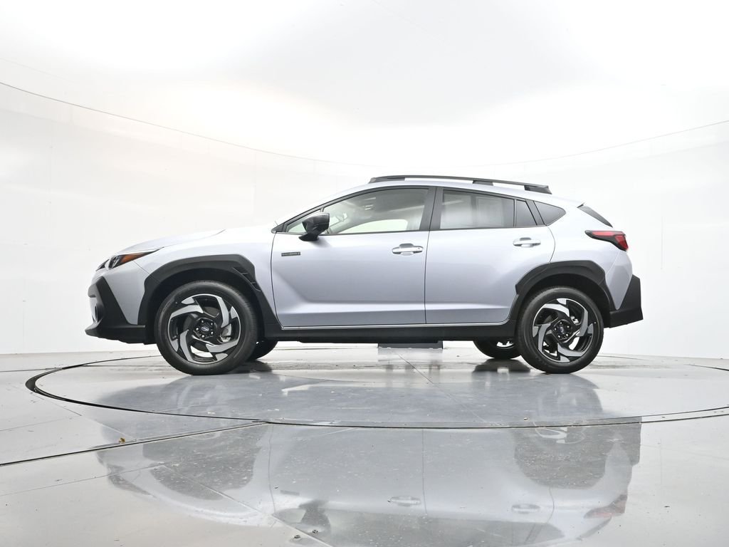 Used 2026 Ice Silver Metallic Subaru Limited image 29