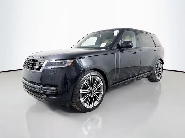 2026 Land Rover Range Rover 3.0 SE LWB 7's photo