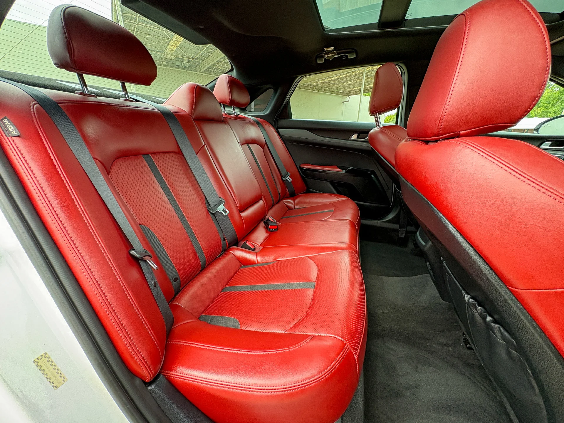 Used 2022 White Kia GT-Line image 29