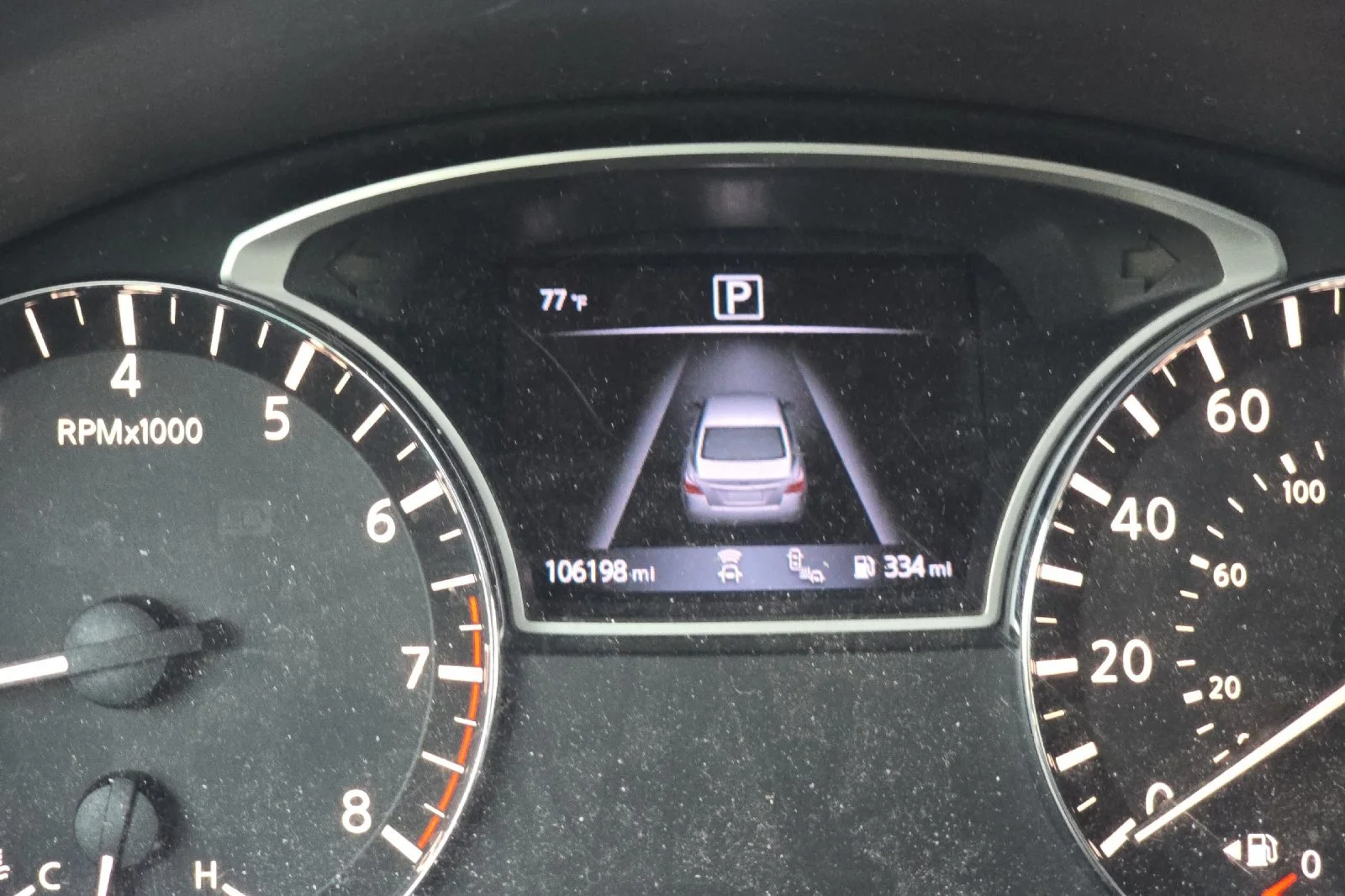 Used 2016 Brilliant Silver Nissan 2.5 SL image 24
