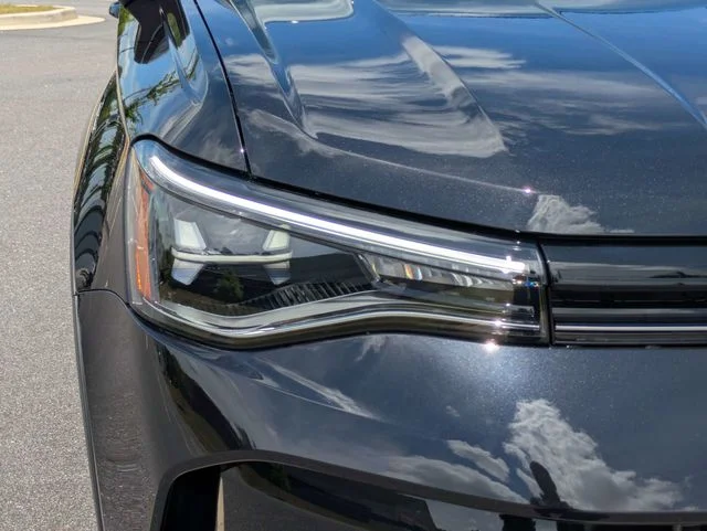 New 2026 Black Volkswagen 1.5T SE image 10