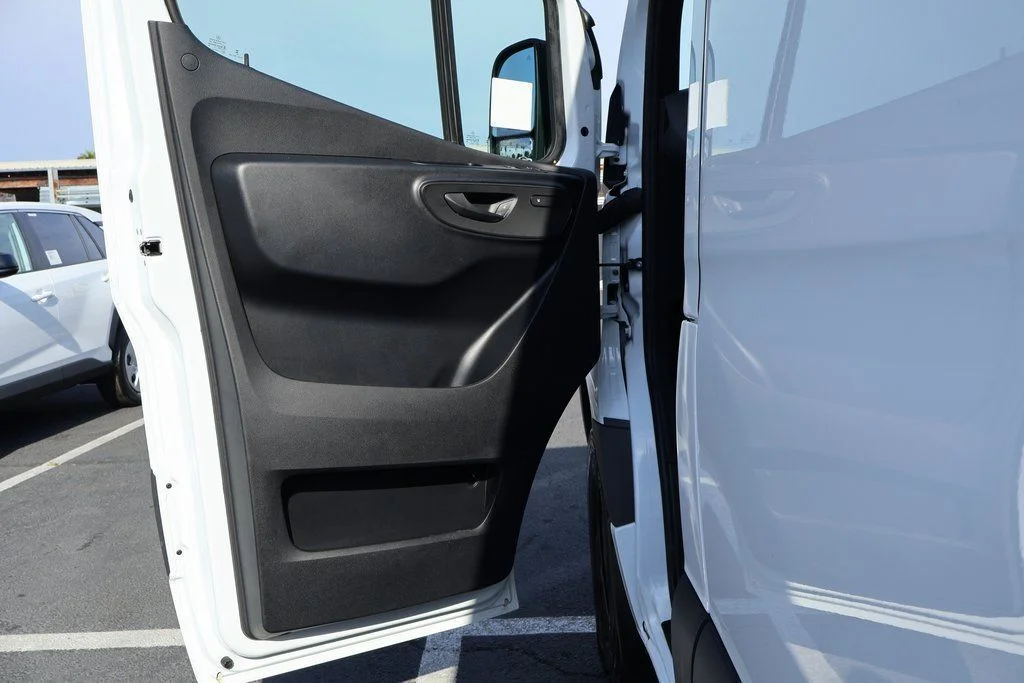 2025 Mercedes-Benz Sprinter Cargo Van Base - Photo 7