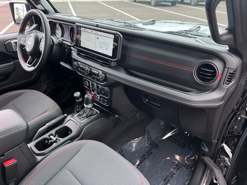 Used 2025 Black Jeep Rubicon image 27
