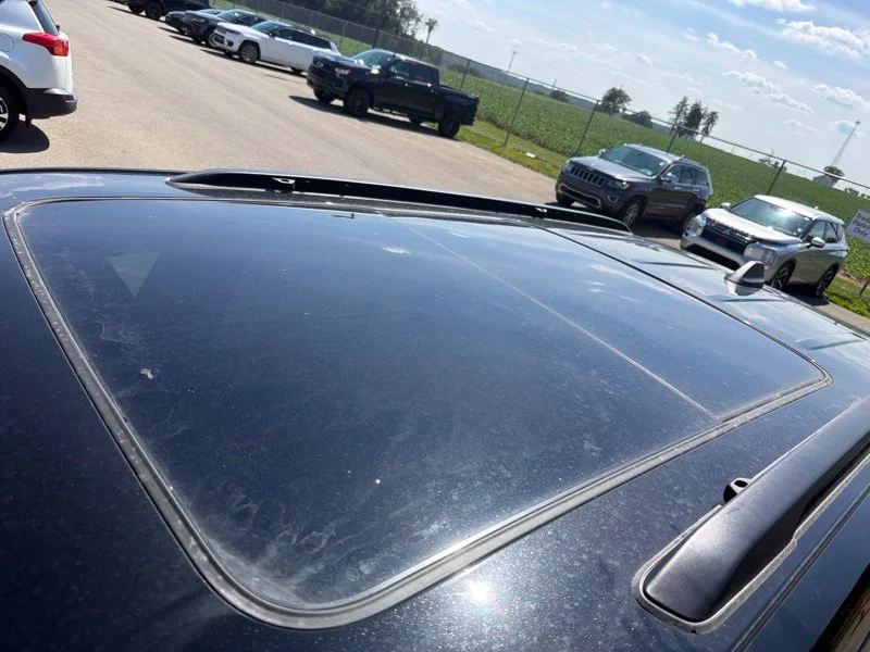 New 2026 Diamond Black Crystal Pearl-Coat Exterior Paint Jeep  image 35