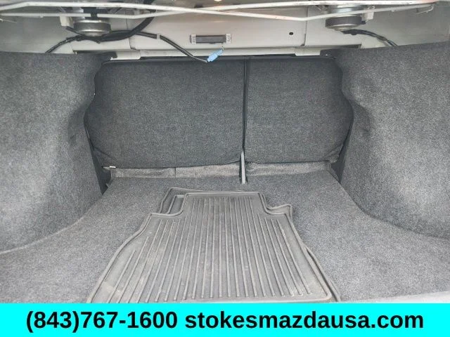 Used 2015 White Nissan SV image 21