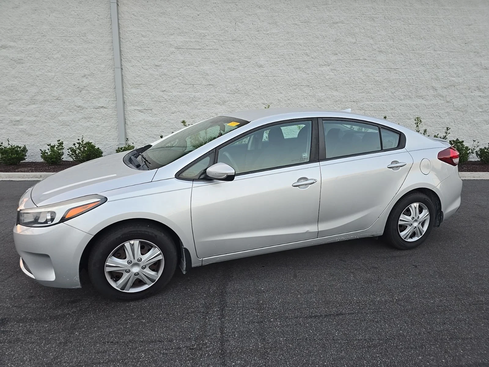 2018 Kia Forte LX's photo
