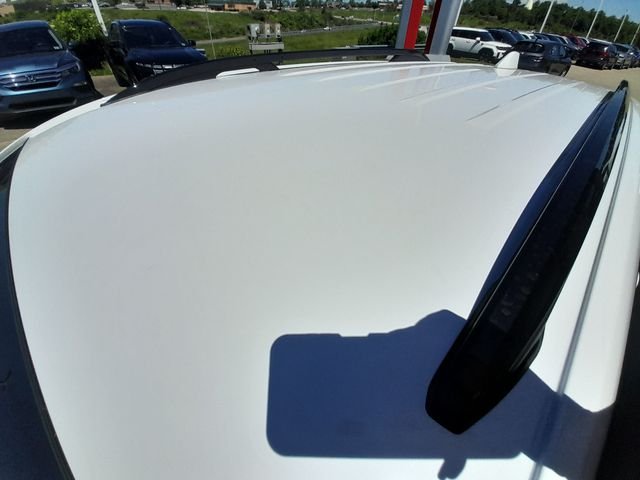 Used 2024 White GMC AT4 image 50