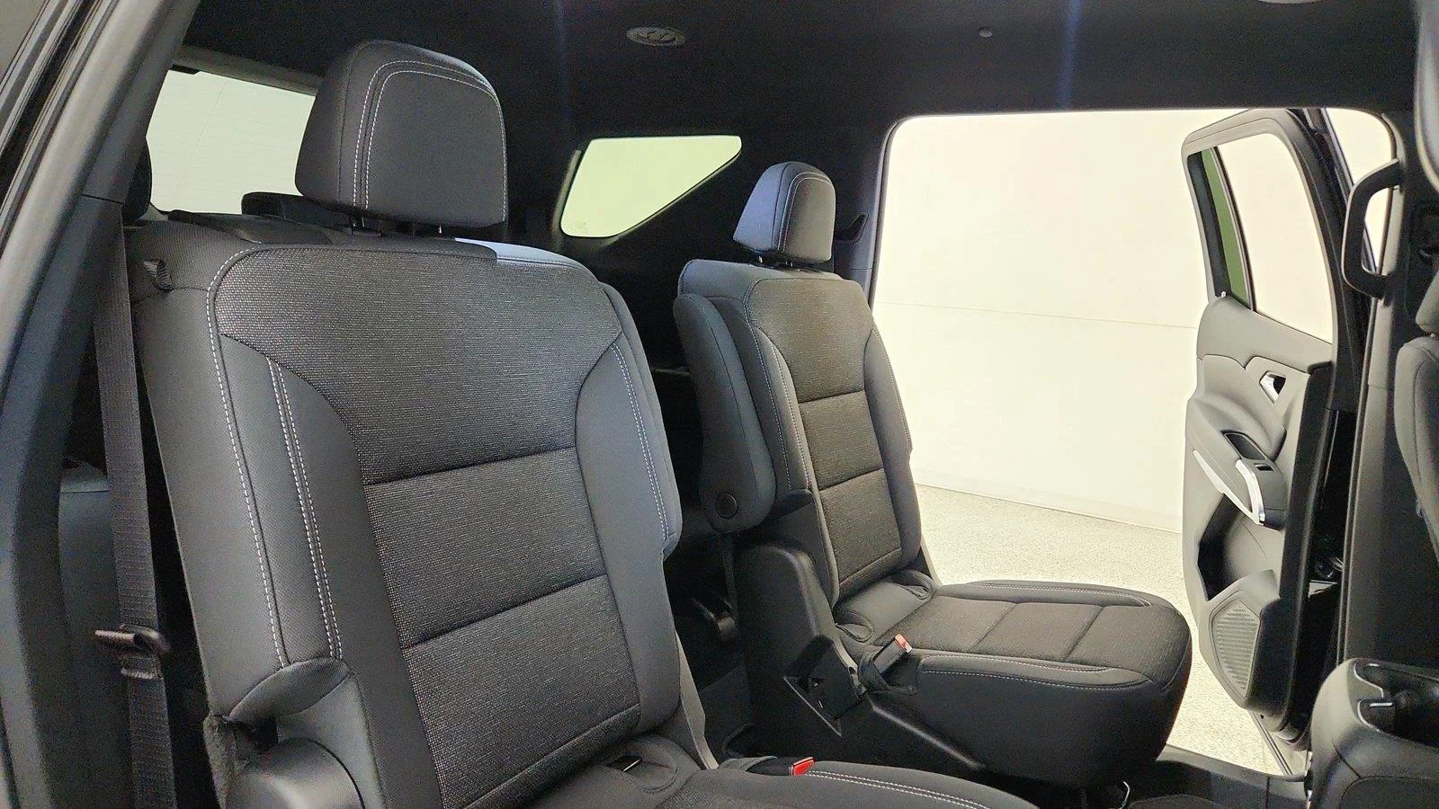 2026 Chevrolet Traverse LT - Photo 29