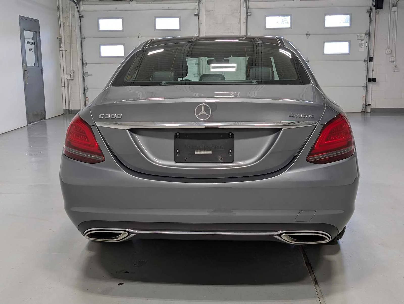 Used 2021 Selenite Grey Metallic Mercedes-Benz C 300 image 9