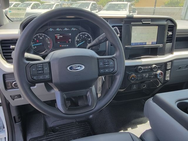 New 2026 Oxford White Ford F-250® XL image 4