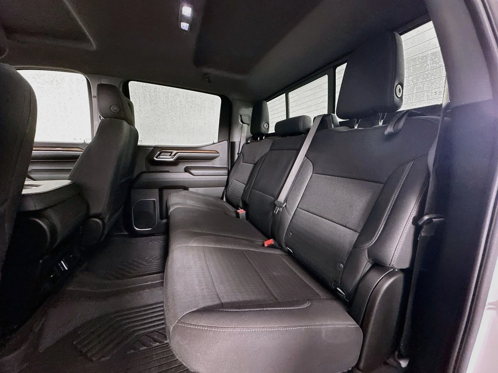 Used 2024 White Chevrolet LT image 25