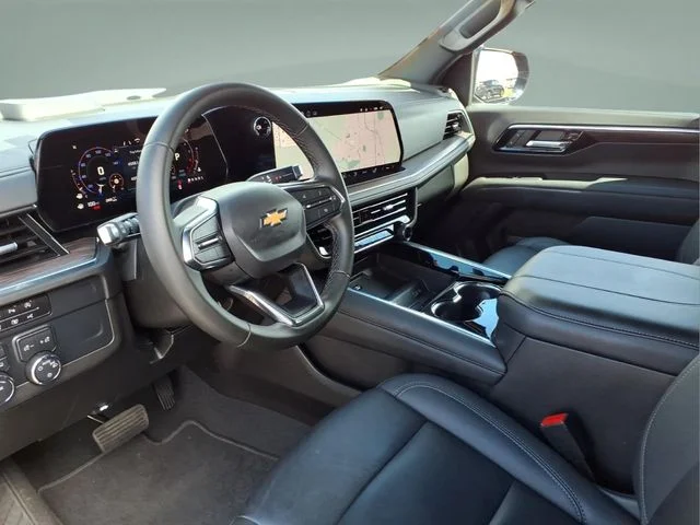 Used 2025 Black Chevrolet LT image 11