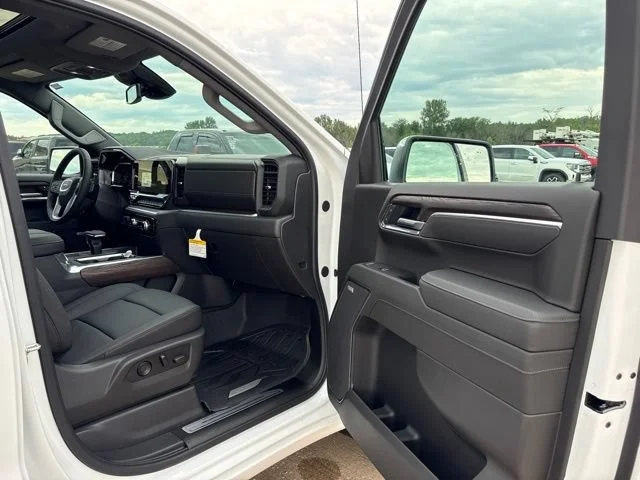 2026 GMC Sierra 1500 SLT - Photo 44