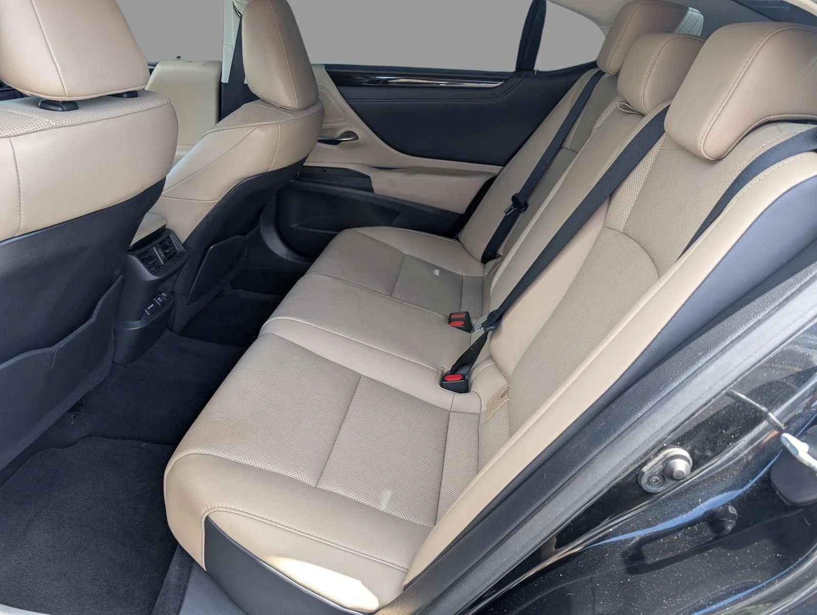 Used 2021 Caviar Lexus ES 350 image 34