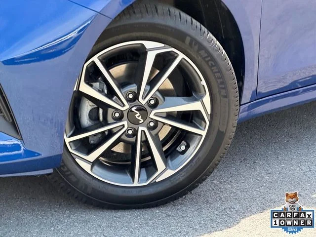 Used 2023 Blue Kia LXS image 29
