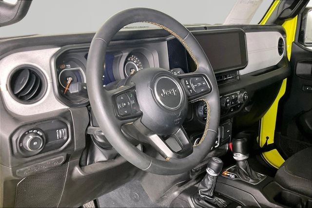 Used 2024 Yellow Jeep Sport S image 13