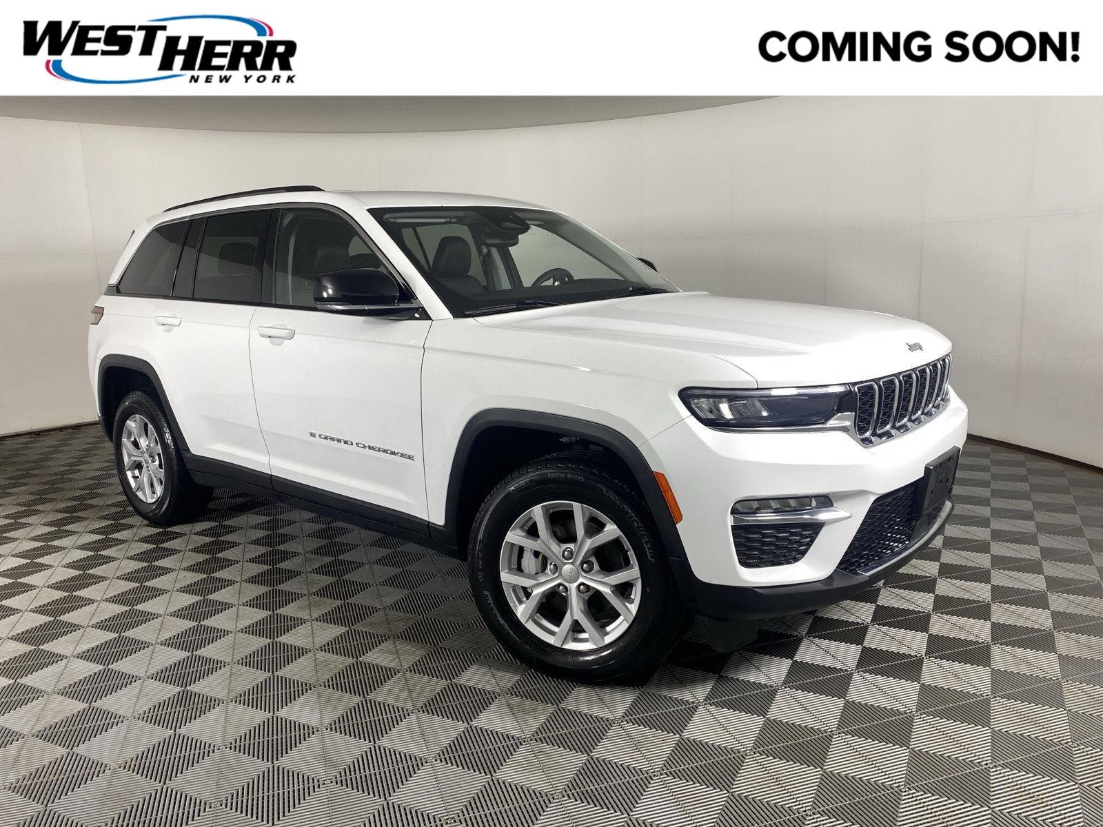 Used 2023 Bright White Clearcoat Jeep Limited image 1