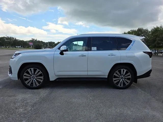 New 2026 Eminent White Pearl Lexus LUXURY image 13